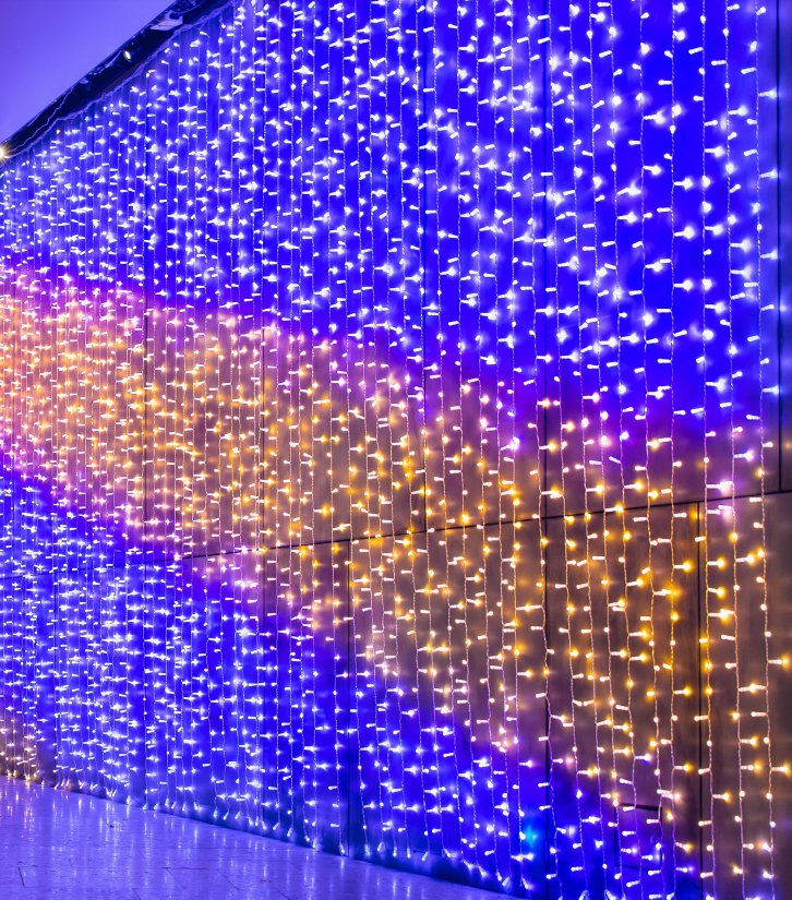 AML - TW - PLC - CU - CA - 05x50SPP - TAmerican Lighting Twinkly Pro Capsule Curtain Lights