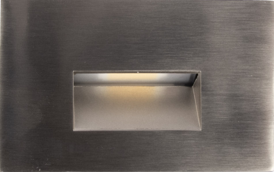 GML - GSL - H - BNGM Lighting GSL - V/GSL - H 2W Scoop Vertical/Horizontal LED Step Light 30K
