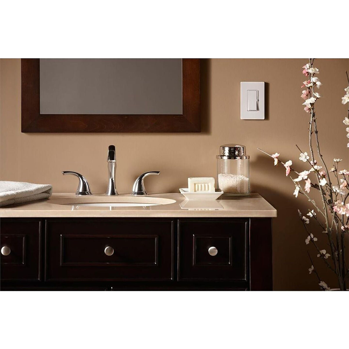 LUTRON-DVSCRP-253P-SWLutron DVSCRP - 253P - SW Diva Reverse - Phase Dimmer Switch w/ Night Light 250W LED/500W ELV