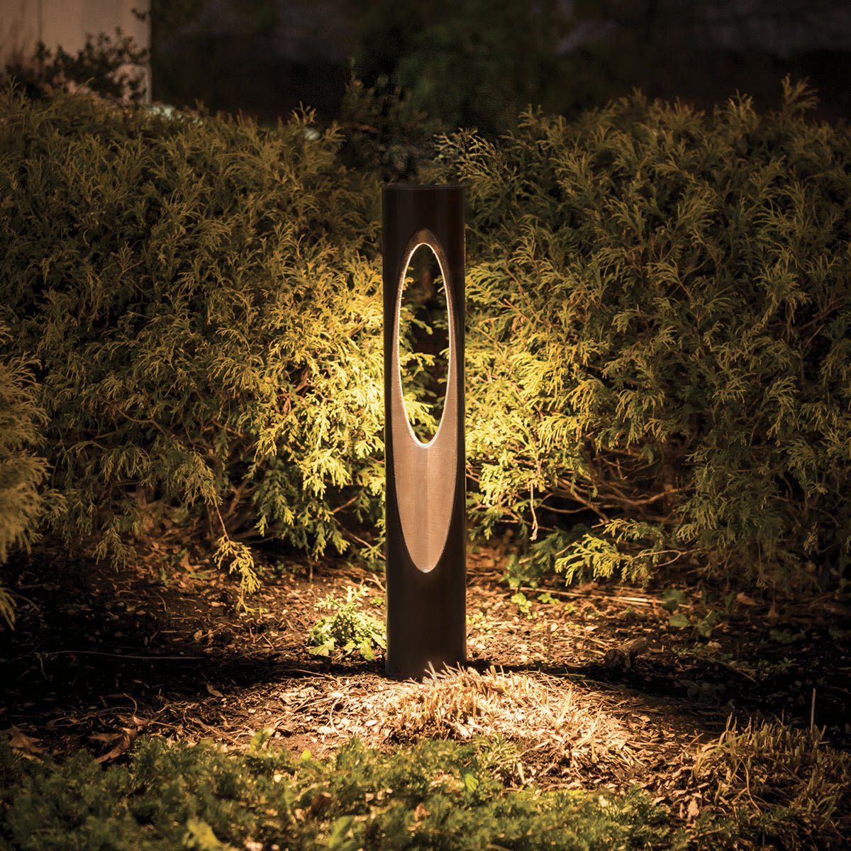 WAC-6611-30BZWAC 6611 5.7W Scoop LED 12V Bollard