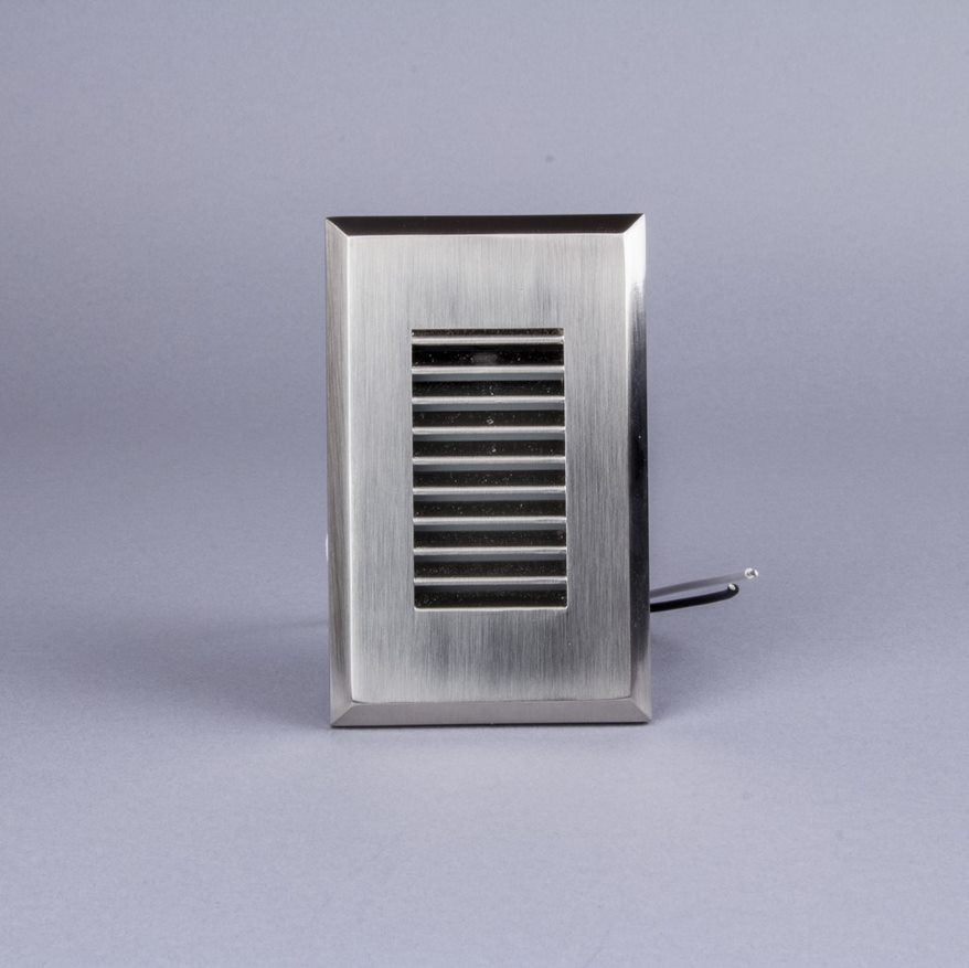 GML-GSL-LV-BNGM Lighting GSL-LH/LV 2W Louvered Vertical/Horizontal LED Step Light 30K