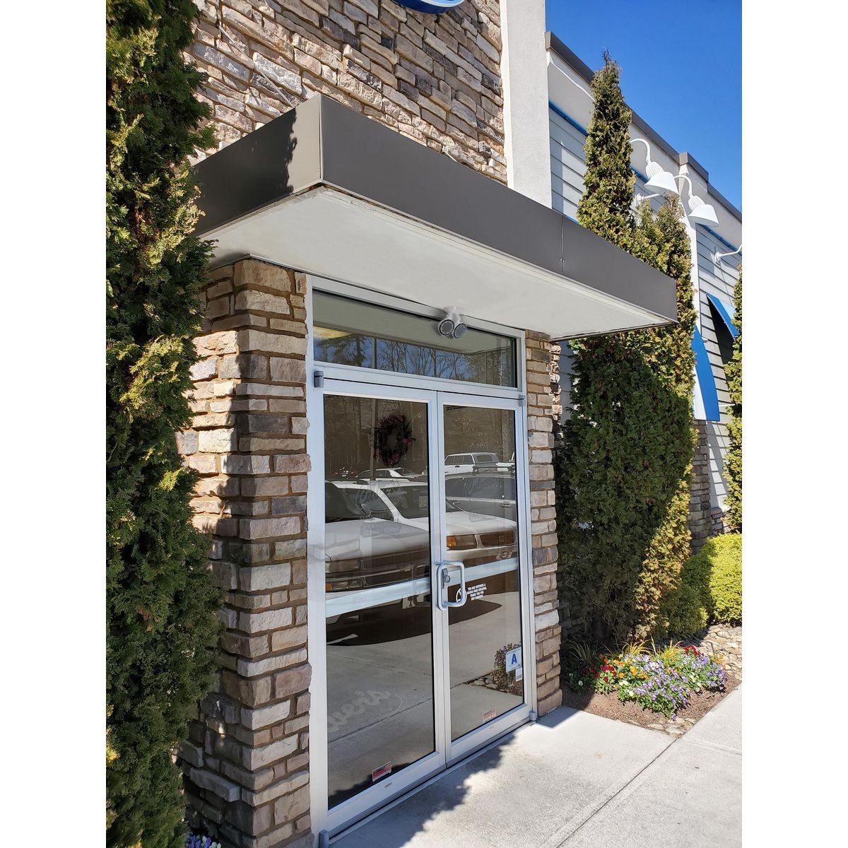 Hubbell-CORDHubbell CORD LED Dual Head Emergency Light with Remote Base