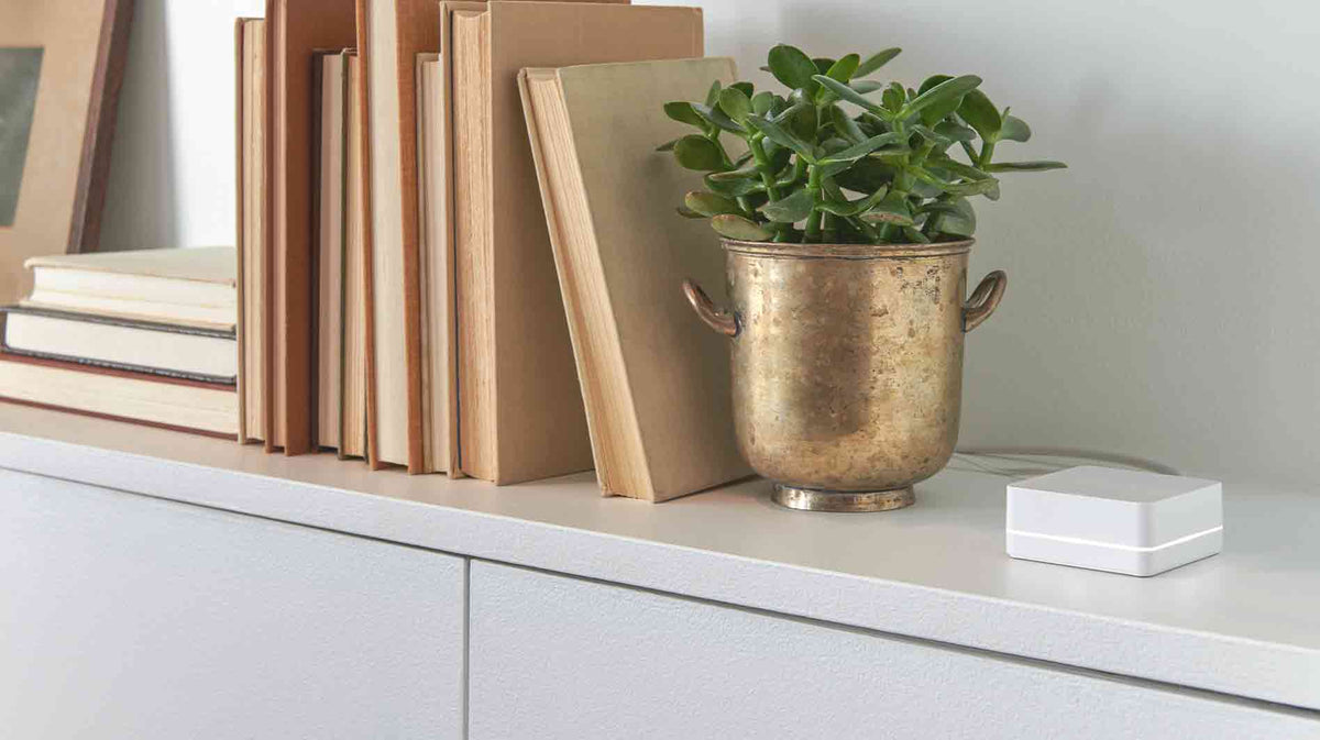 Lutron L-BDGPRO2-WH Caseta Smart Hub PRO