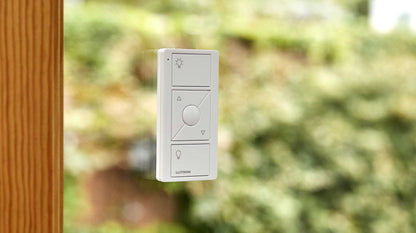 Lutron P-PKG1W-WH Caseta Smart Dimmer Switch Kit with Pico Remote and Wall Plate